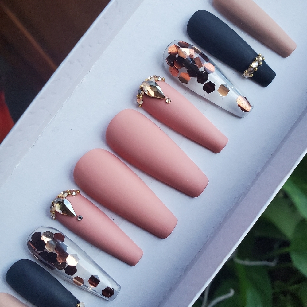 Press on Nails - Picture 4 of 8
